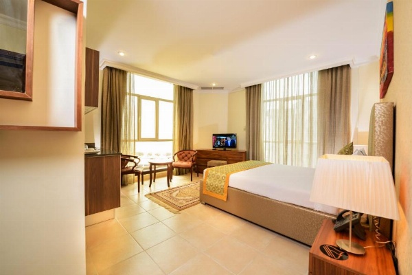 Bravo Royal Hotel Suites image 8